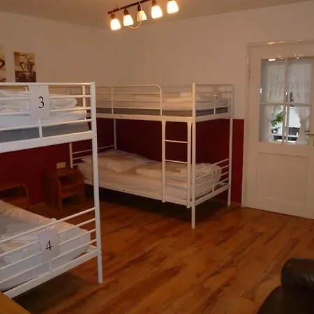 2962 - Vandrarhem